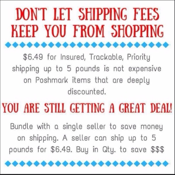 POSH AMBASSADOR🌷Meet Your Posher, Carolyn - Picture 3 of 3